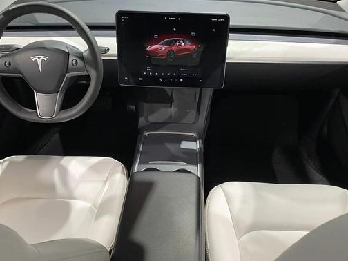 2022 Tesla Model 3 Standard Range