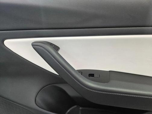 gray 2020 Tesla Model 3 Long Range