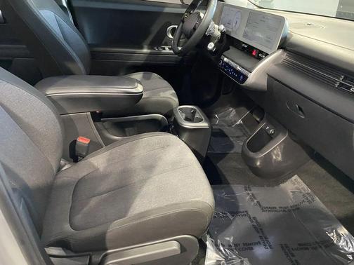 2022 Hyundai IONIQ 5 SE