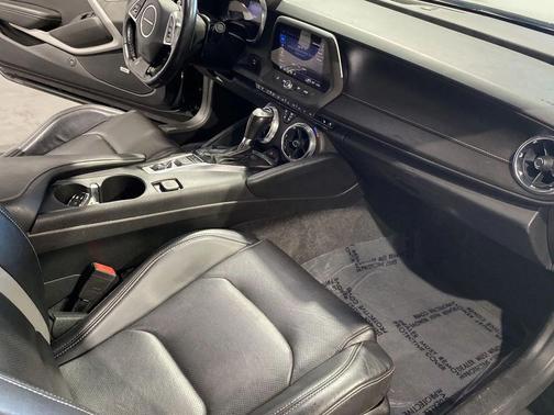 2021 Chevrolet Camaro 2LT