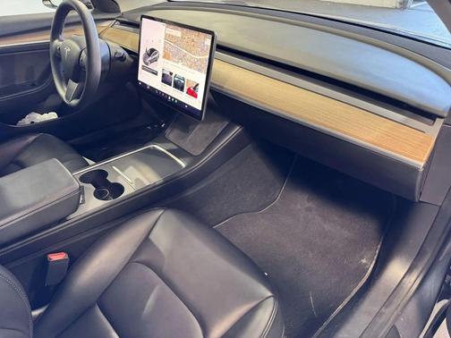 2022 Tesla Model 3 Standard Range