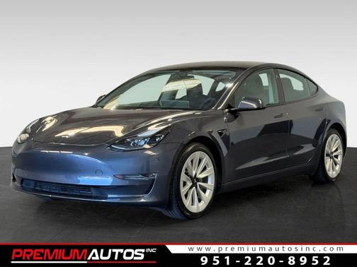2022 Tesla Model 3 Standard Range
