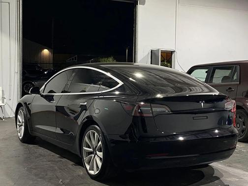 2020 Tesla Model 3 Standard Range