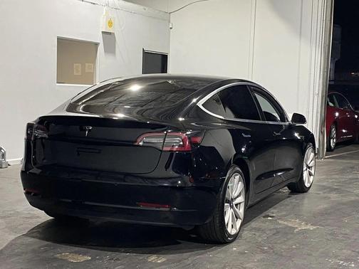 2020 Tesla Model 3 Standard Range