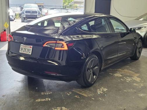 2023 Tesla Model 3 Standard Range