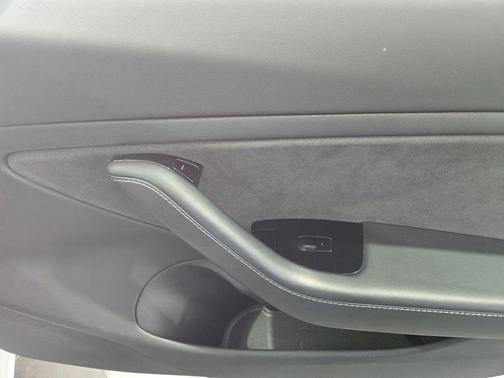 Pearl White Multi-Coat 2019 Tesla Model 3 Standard Range Plus