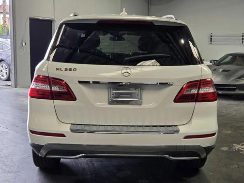 white 2015 Mercedes-Benz M-Class ML 350