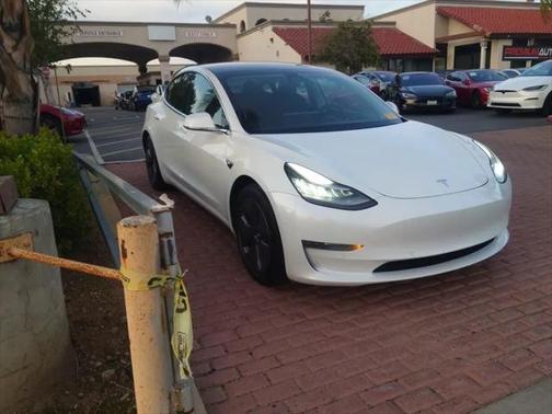 2019 Tesla Model 3 Long Range