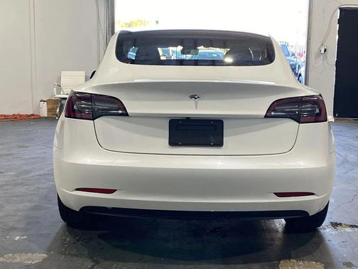 2023 Tesla Model 3 Standard Range