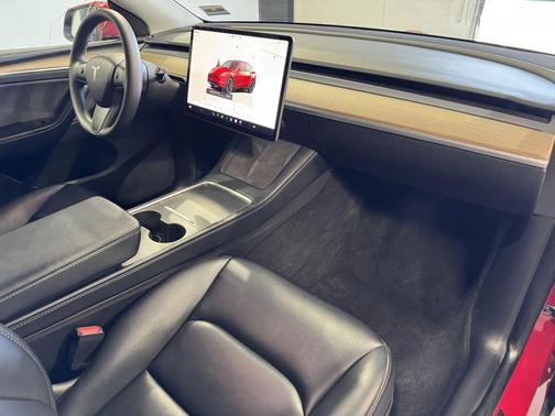 2022 Tesla Model Y Performance Dual Motor All-Wheel Drive