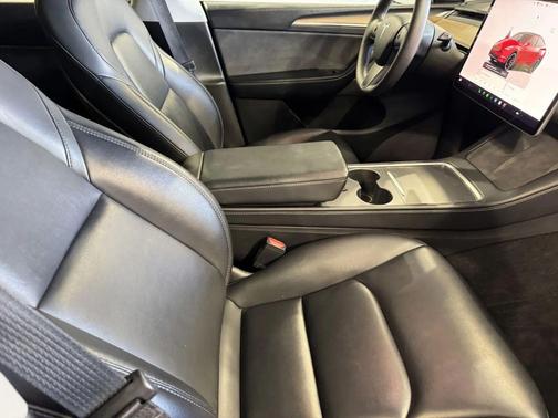 2022 Tesla Model Y Performance Dual Motor All-Wheel Drive