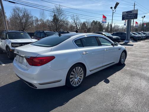 2015 Kia K900 Premium