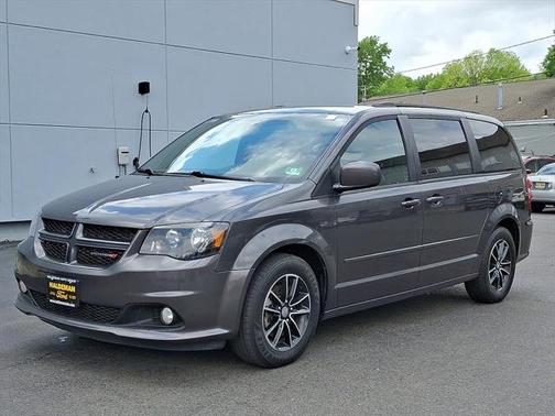 2016 Dodge Grand Caravan R/T