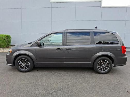 2016 Dodge Grand Caravan R/T