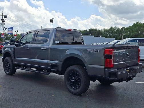 2025 Ford F-350 Lariat