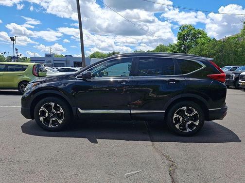 Crystal Black Pearl 2018 Honda CR-V Touring