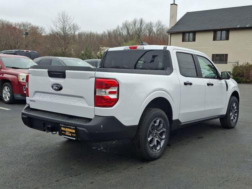 OXFORD WHITE 2025 Ford Maverick XLT