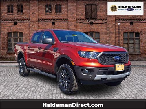 HOT PEPPER RED 2023 Ford Ranger XLT