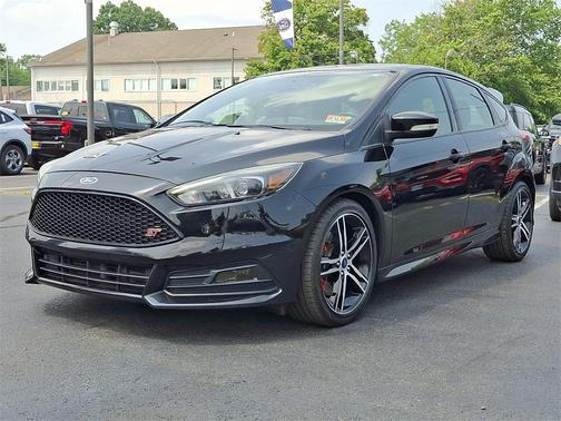2017 Ford Focus ST