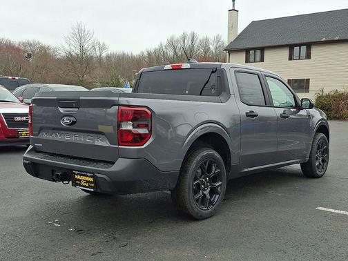 CARBONIZED GRAY METALLIC 2026 Ford Maverick XLT