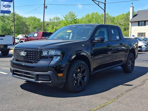 SHADOW BLACK 2026 Ford Maverick XLT