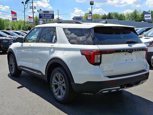 2025 Ford Explorer Active