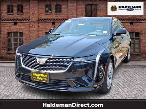2024 Cadillac CT4 Luxury