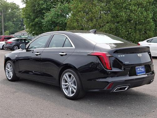 2024 Cadillac CT4 Luxury