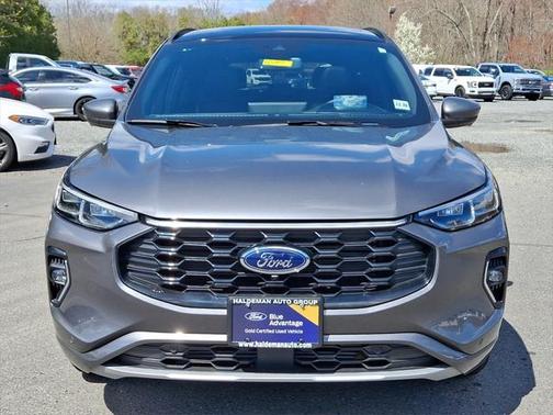 2023 Ford Escape ST-Line Elite