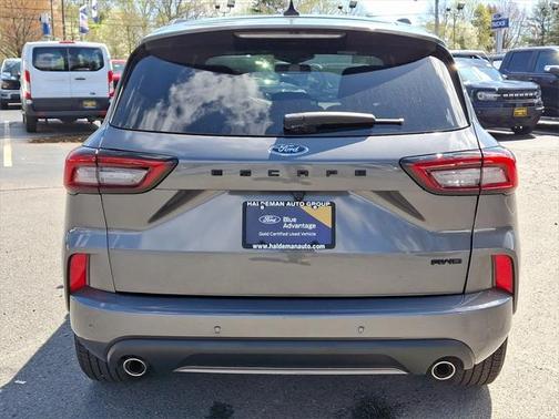 2023 Ford Escape ST-Line Elite