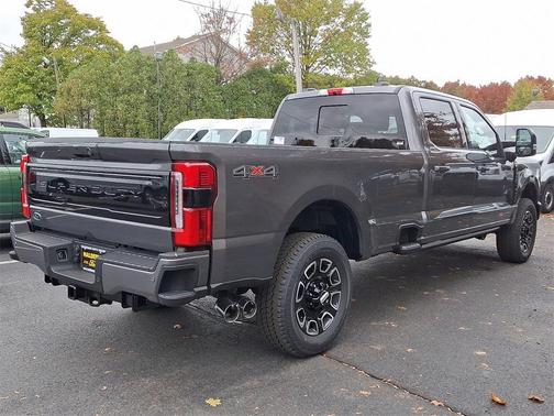 2026 Ford F-350 Platinum