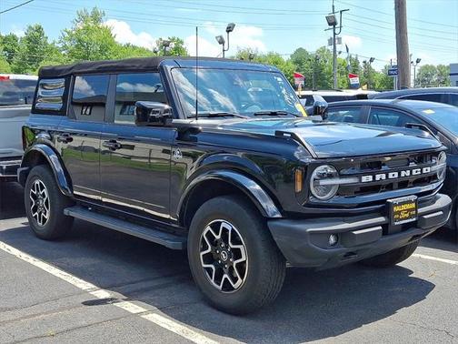 2022 Ford Bronco Outer Banks