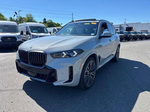 Brooklyn Grey Metallic 2026 BMW X5 xDrive40i