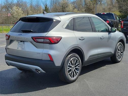 2024 Ford Escape PHEV SE