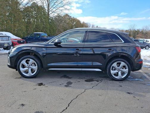 2023 Audi Q5 45 S line Prestige