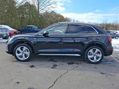 2023 Audi Q5 45 S line Prestige