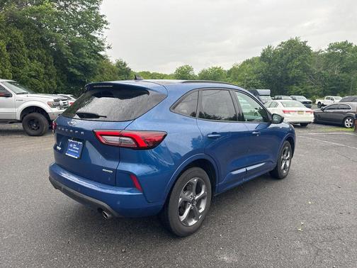 ATLAS BLUE METALLIC 2023 Ford Escape ST-Line