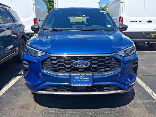 ATLAS BLUE METALLIC 2023 Ford Escape ST-Line