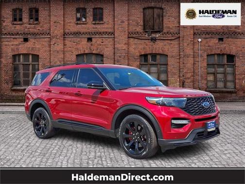 2022 Ford Explorer ST