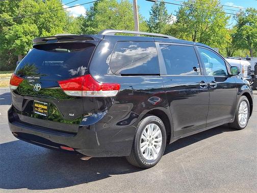 2013 Toyota Sienna XLE
