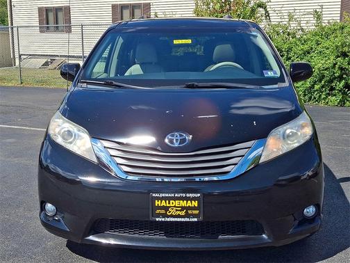 2013 Toyota Sienna XLE