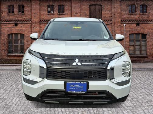 2022 Mitsubishi Outlander ES 2.5 S-AWC