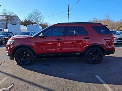 2019 Ford Explorer Sport