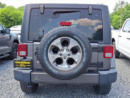 2018 Jeep Wrangler JK Unlimited Sahara