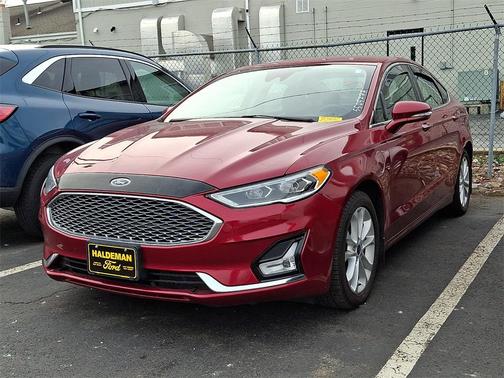 2019 Ford Fusion Energi Titanium