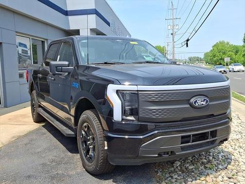 2025 Ford F-150 Lightning XLT