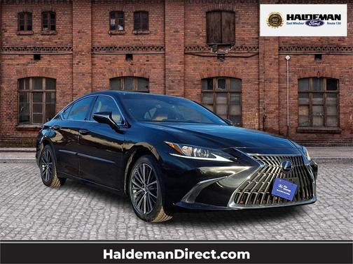 2022 Lexus ES 350 Base