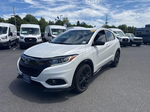 Platinum White Pearl 2022 Honda HR-V AWD Sport