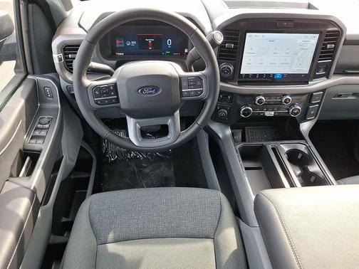 AGATE BLACK METALLIC 2026 Ford F-150 XLT