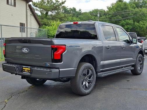2025 Ford F-150 Lightning Flash